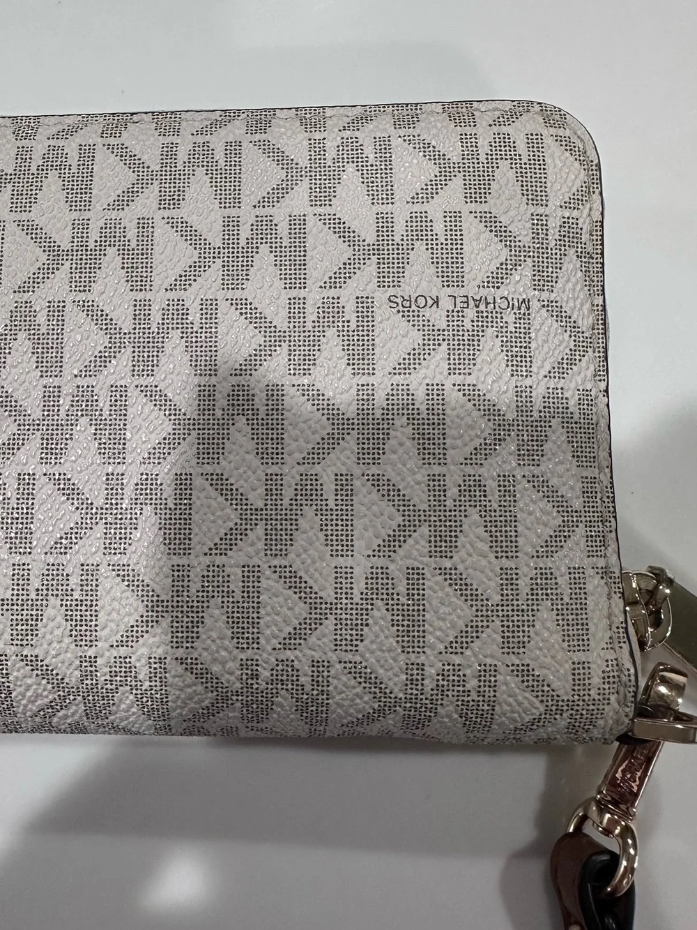 Michael Kors Jet Set Signature Zip Around Wallet - Pale Pink/Beige